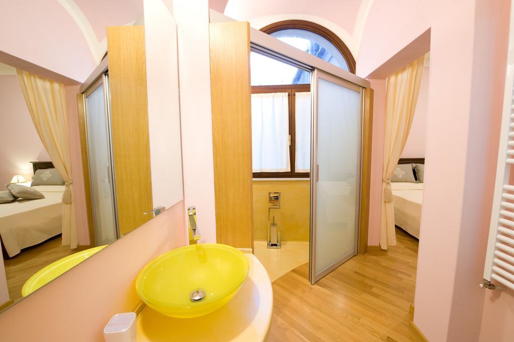 Piazza Azuni 18 Guest House サッサリ 部屋 写真